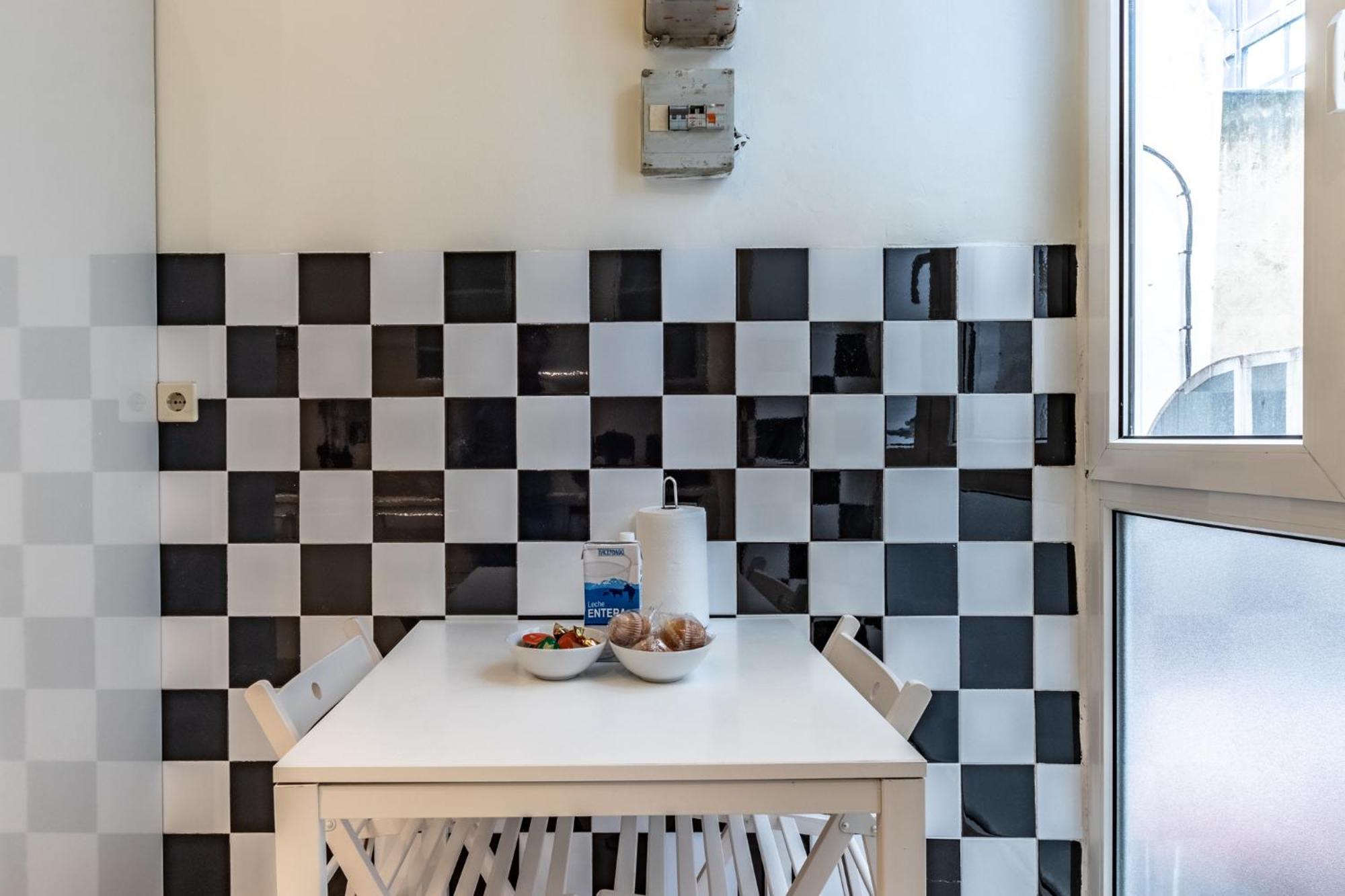 Encantador Apartamento En El Casco Antiguo De Bilbao Eksteriør billede